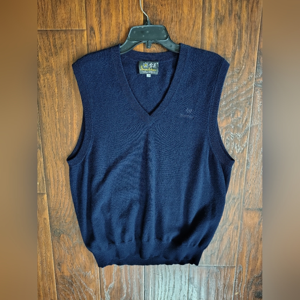 Vintage Snow Lotus cashmere sleeveless Navy blue sweater vest Size L-XL